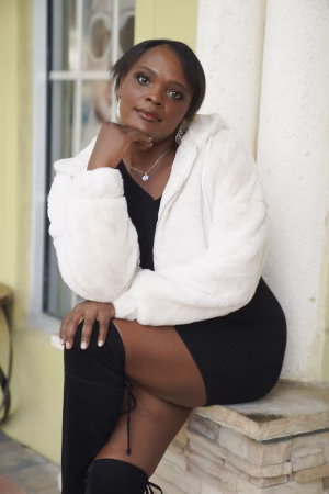 Terra Moore - Gallery Image 9