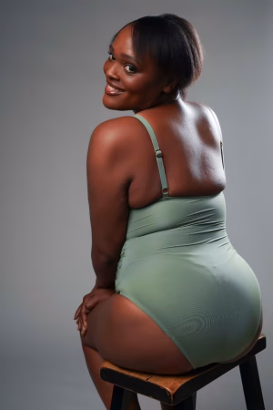 Terra Moore - Gallery Image 20