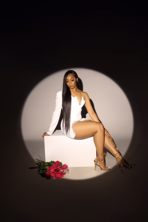 Victoria  Griffin - Gallery Image 1