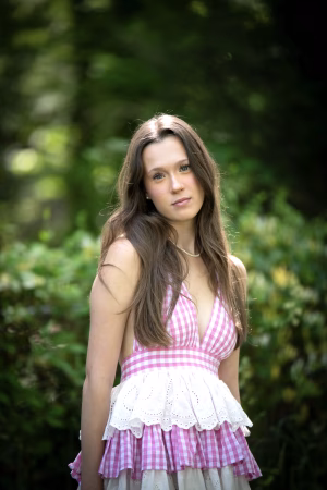 Amelia Hartle - Gallery Image 5