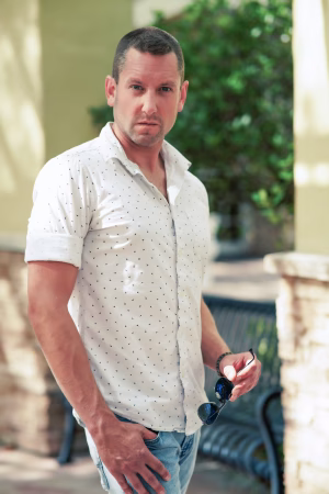 Alexander Wojcik - Gallery Image 2