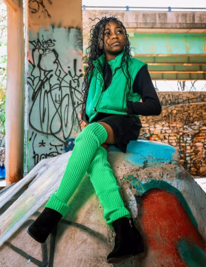 Sinclaire Owens - Project Casting Gallery Image 8 Sinclaire Owens - Gallery Image 8