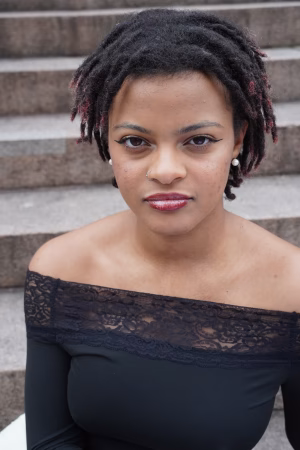 Jénnie Gray - Gallery Image 1