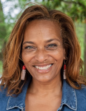 Laura Blackman - Gallery Image 2