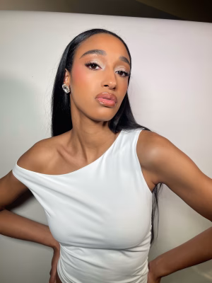 Elysia Jennings - Gallery Image 5