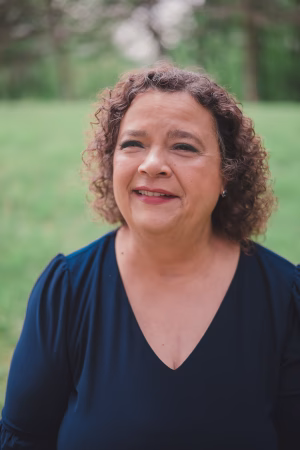 MARTHA HOLLEY-JONES - Gallery Image 12