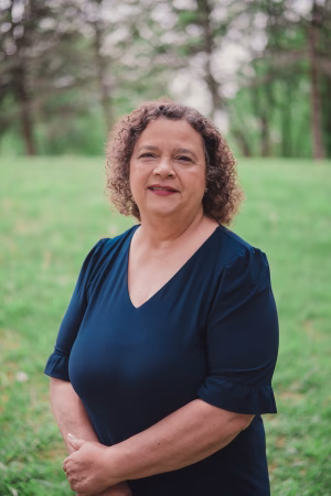 MARTHA HOLLEY-JONES - Gallery Image 8