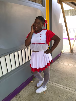 rihanna davis - Gallery Image 2