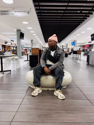 Kabelo Dibetso - Gallery Image 3