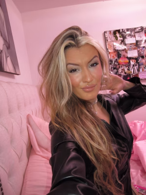 Sabrina Karaqi - Gallery Image 15