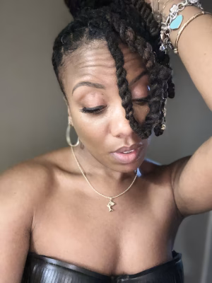 Alicia Hudson - Gallery Image 2