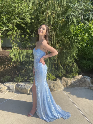 jordyn  neumann - Gallery Image 1