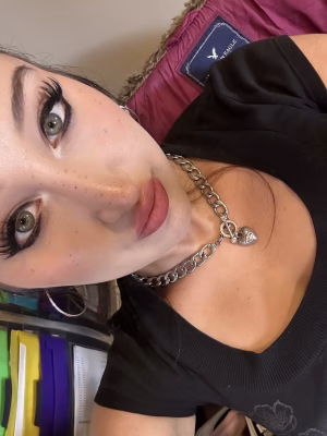 Mikaela Richetti - Project Casting Gallery Image 2 Mikaela Richetti - Gallery Image 2