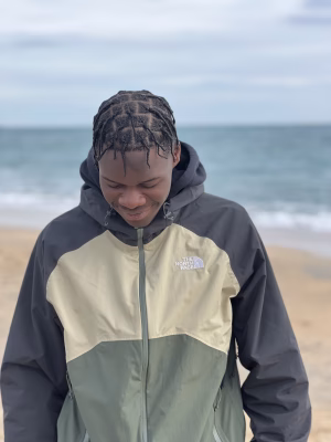 Noah Betz - Gallery Image 4