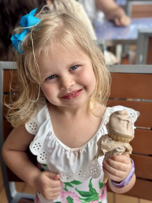 Suzanna  Davenport - Gallery Image 4