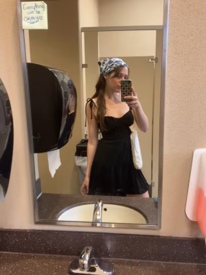 Sarah  Stachowicz - Gallery Image 1