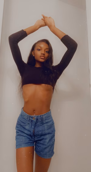 Leeasia Brown - Gallery Image 1