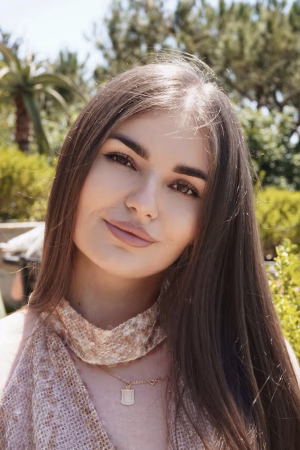 Anastasiia Petryk - Gallery Image 1