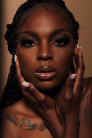 Madison Grissom - Gallery Image 9