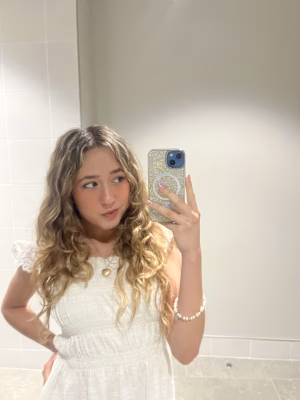 Isabella Ojeda - Gallery Image 5