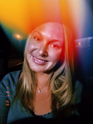 Aimee Dennis - Gallery Image 1