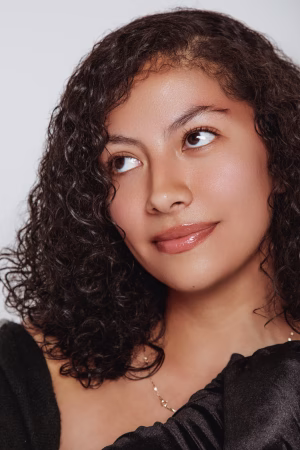 Loraine Mendez - Gallery Image 11