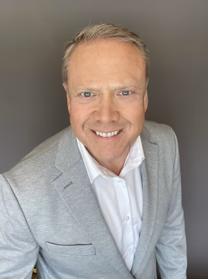 Bruce Arestad - Gallery Image 7