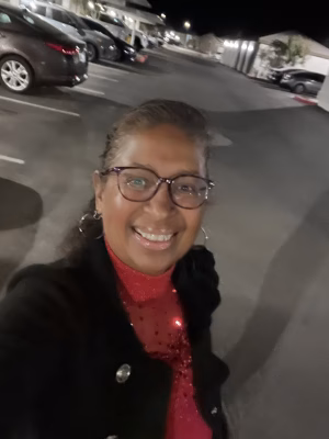 Elizabel Scott - Project Casting Gallery Image 3 Elizabel Scott - Gallery Image 3