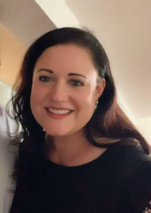 Emma Hind - Gallery Image 2