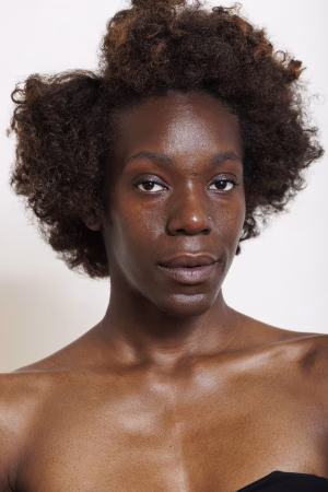 London Vasser - Gallery Image 1