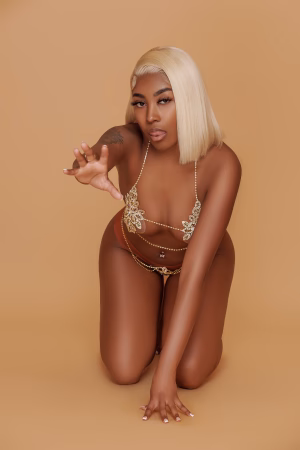 Adreaana Villegas - Gallery Image 5