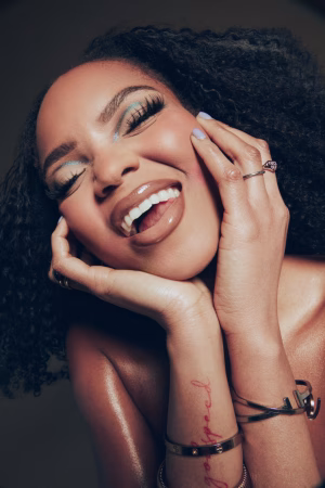 Darleen  Traore - Gallery Image 7