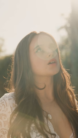 perri saenz - Gallery Image 3