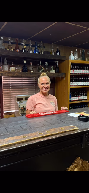 Aimee Dennis - Gallery Image 9