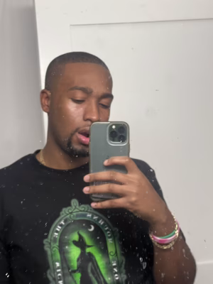 Devonte  Bennett - Gallery Image 2