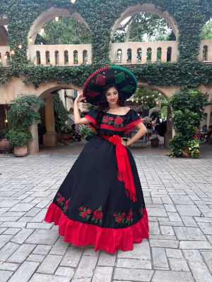 Elysia Ortiz - Gallery Image 11