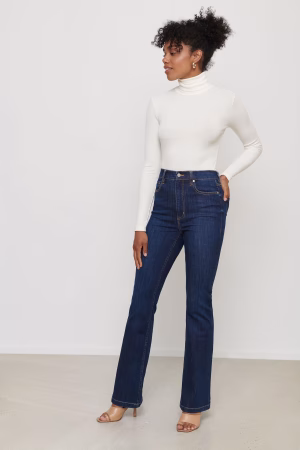 Amelie McGarrell - Project Casting Gallery Image 3 Amelie McGarrell - Gallery Image 3