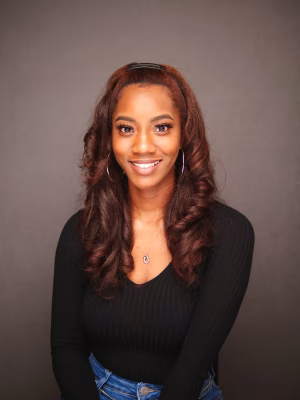 Kourtnie  Washington - Gallery Image 4