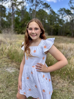 Chloe Harris - Gallery Image 2