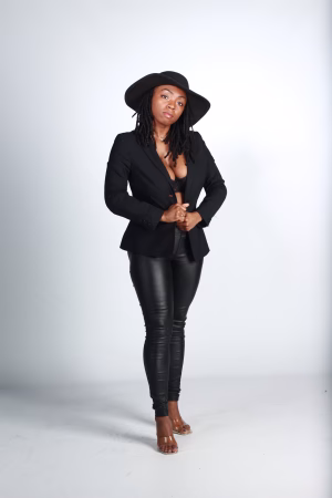 Mone’t  Greenlee - Gallery Image 12