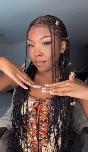 Tyra Thompson - Gallery Image 3