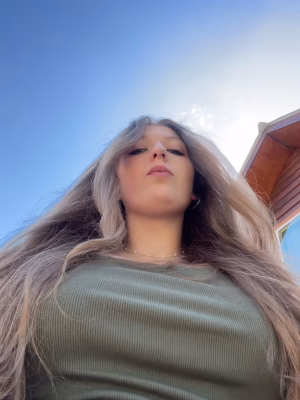 Danni  Eden - Gallery Image 3