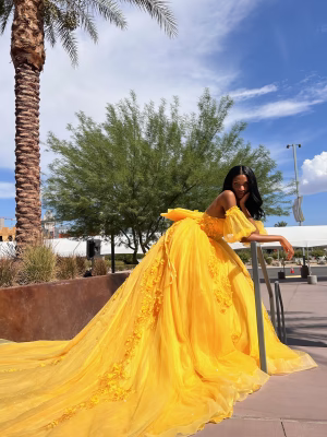 Mona Lezah - Gallery Image 7