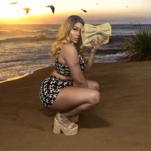 Antionette Davis - Gallery Image 6