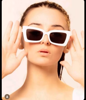 Ariel Roberson - Gallery Image 2