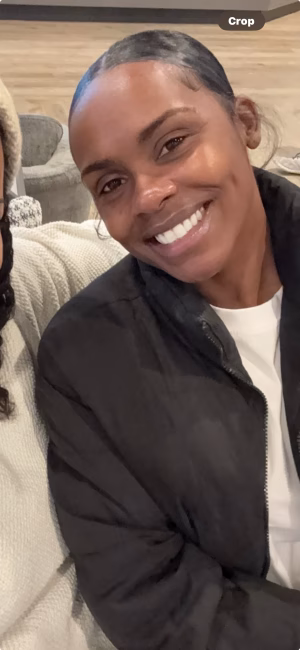 Eva Santiago - Gallery Image 1