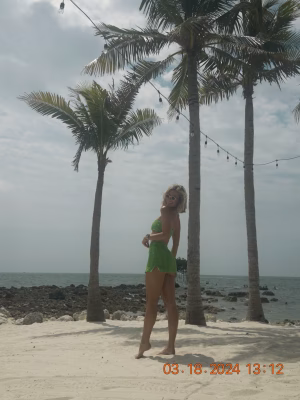 Audrey Schwarz - Gallery Image 2