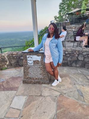 Leona Oneal - Gallery Image 2