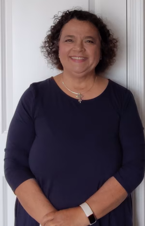 MARTHA HOLLEY-JONES - Gallery Image 4