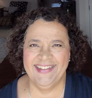 MARTHA HOLLEY-JONES - Gallery Image 6